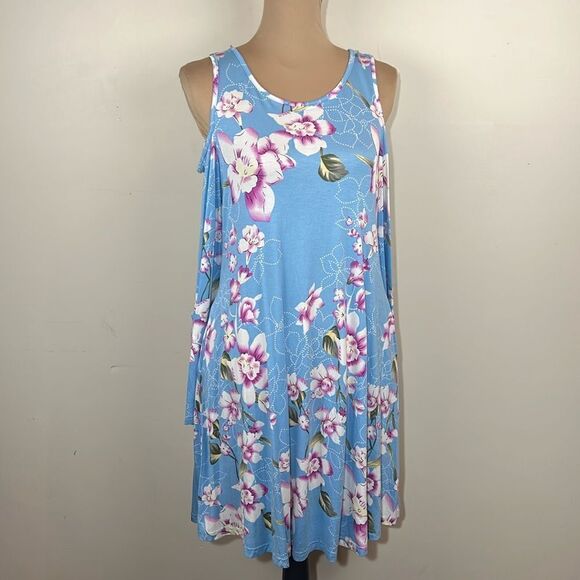 NWT Floral long sleeve dress with pockets size medium. Cold shoulder - Picture 1 of 10